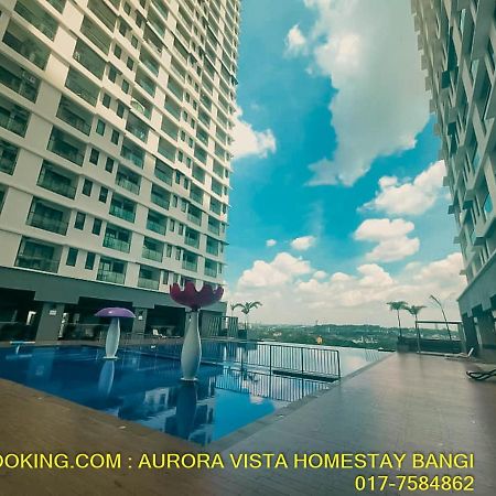 Aurora Vista Homestay Bangi at Vista Bangi With WIFI&NETFLIX Kajang Bagian luar foto