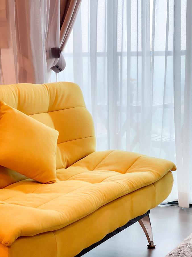 Aurora Vista Homestay Bangi at Vista Bangi With WIFI&NETFLIX Kajang Bagian luar foto