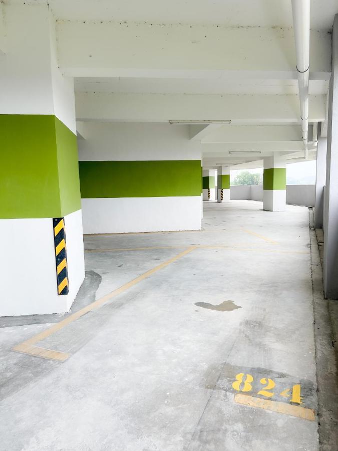 Aurora Vista Homestay Bangi at Vista Bangi With WIFI&NETFLIX Kajang Bagian luar foto