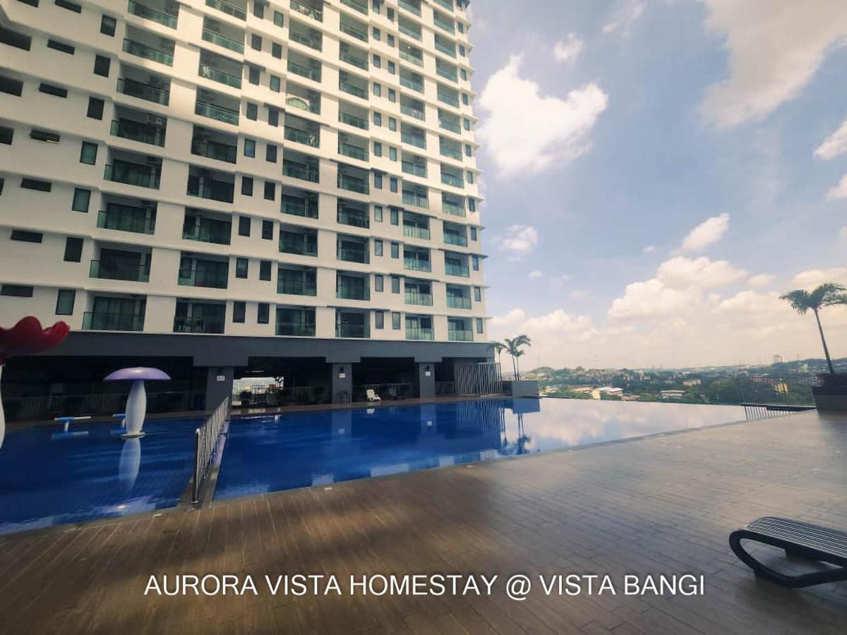Aurora Vista Homestay Bangi at Vista Bangi With WIFI&NETFLIX Kajang Bagian luar foto