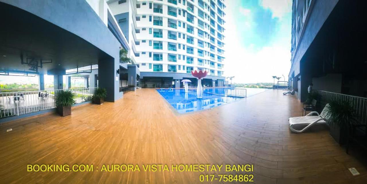 Aurora Vista Homestay Bangi at Vista Bangi With WIFI&NETFLIX Kajang Bagian luar foto