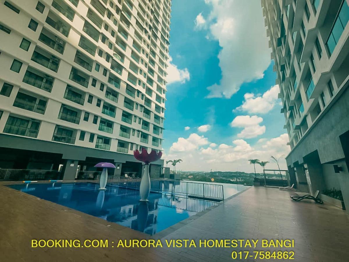 Aurora Vista Homestay Bangi at Vista Bangi With WIFI&NETFLIX Kajang Bagian luar foto
