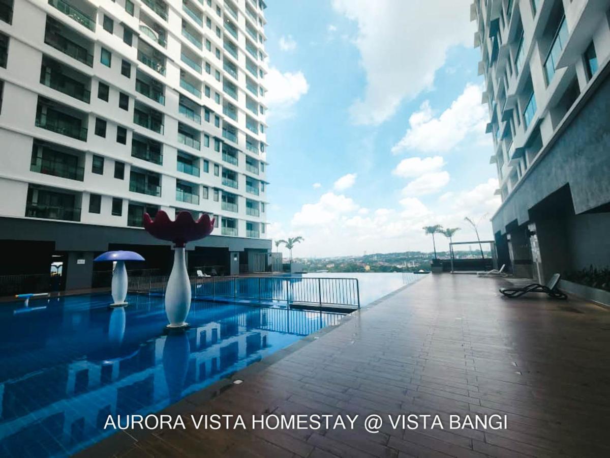 Aurora Vista Homestay Bangi at Vista Bangi With WIFI&NETFLIX Kajang Bagian luar foto